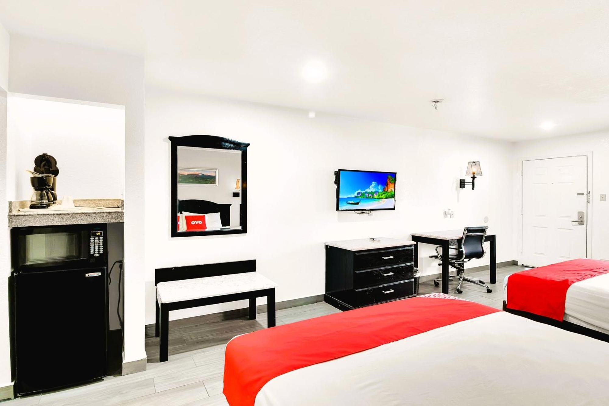 Three Rivers Executive Inn & Suites By Oyo Εξωτερικό φωτογραφία