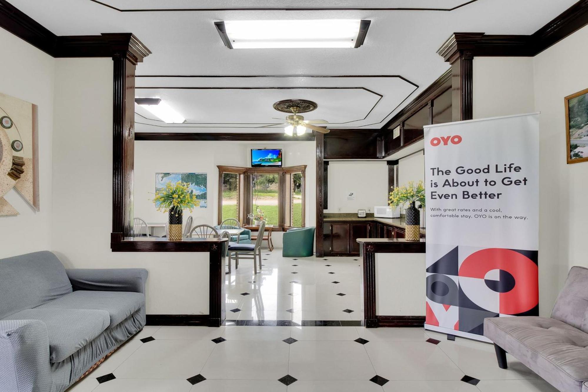 Three Rivers Executive Inn & Suites By Oyo Εξωτερικό φωτογραφία